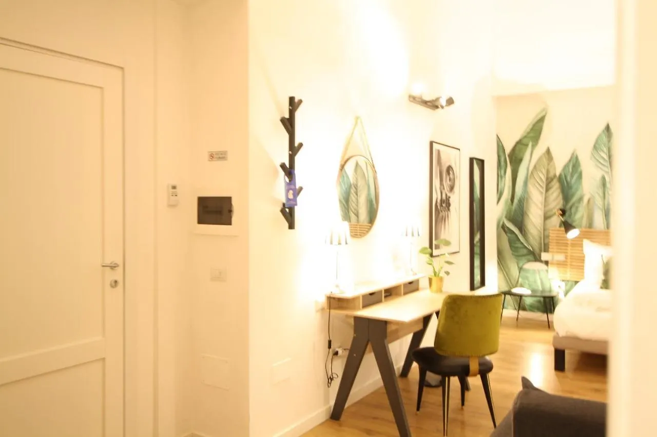Daily Napoli - Lungomare Hotel 2*, Naples Italy